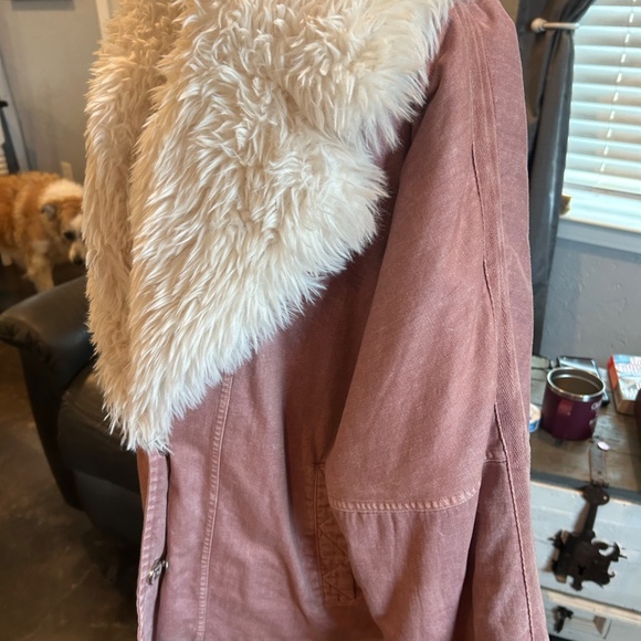 Free People Lolo Pink Denim Jacket with Faux Fur Size M - Picture 8 of 9